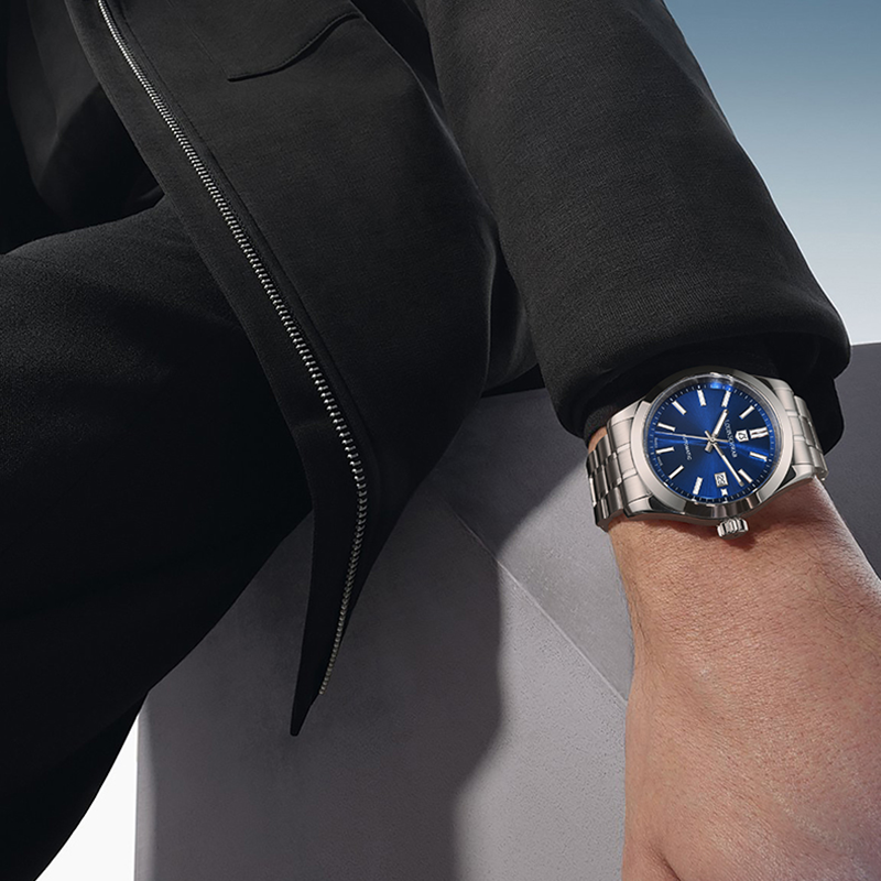 Lewis Series|Peak Blue
