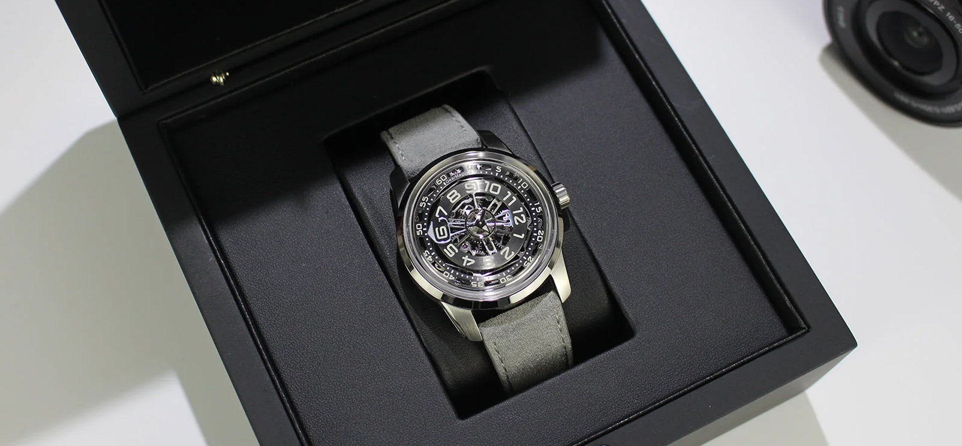The 330° Super Retrograde: Why GearMagus is a Game Changer | GearMagus Jumping Hour Hand Gen. II Hands-on Review